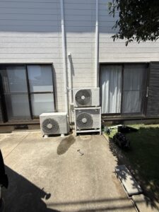 さいたま市西区周辺のエアコン取り付け工事|戸建て複数台・室外機2段置き施工