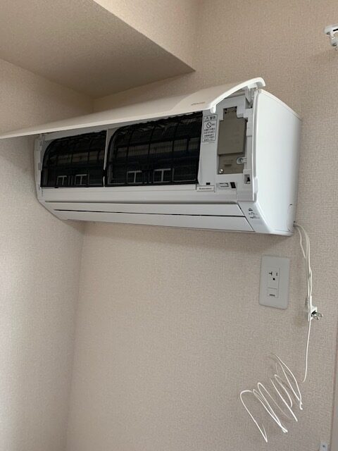 モノリス電気エアコン工事専門！！