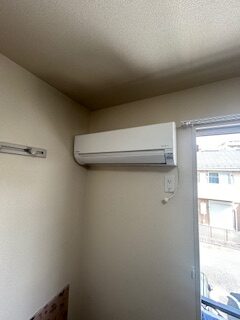 モノリス電気エアコン工事専門！！